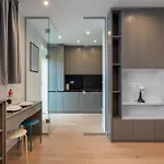 Roots One - Lakeview Escape With Balcony & Parking * Bucharest