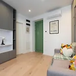 Roots One - Lakeview Escape With Balcony & Parking Apartment Bucharest