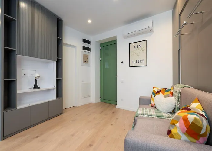 Roots One - Lakeview Escape With Balcony & Parking Lejlighed Bukarest